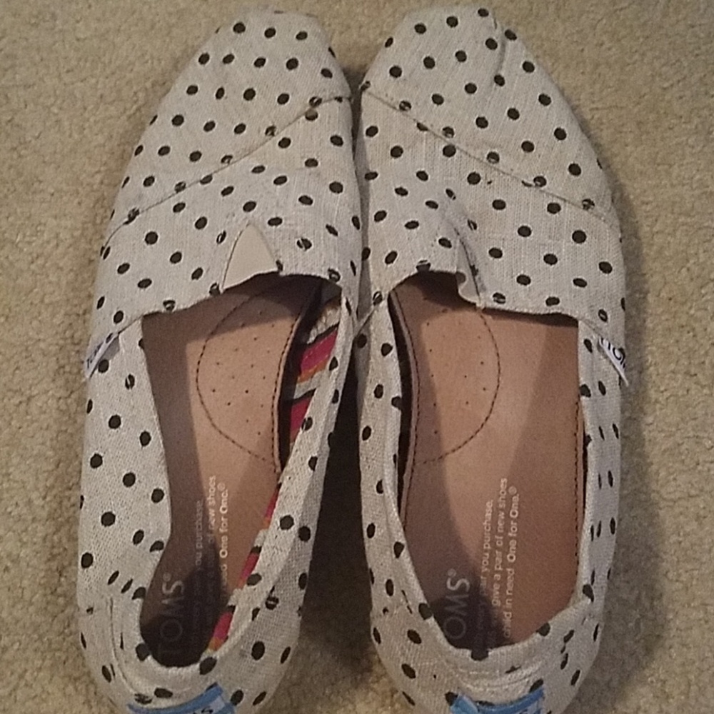 Toms